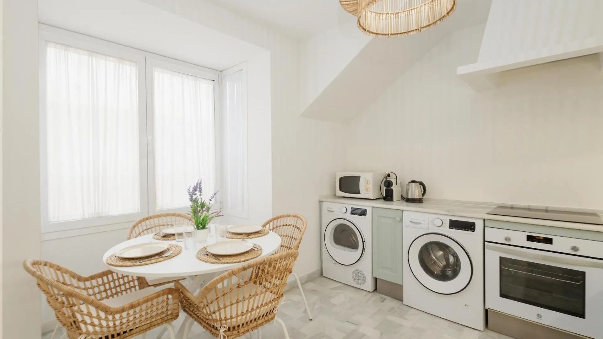Appartamento Apartment, With Private Terrace And In Beachfront Urbanization With Heated Pool, In Casares Costa